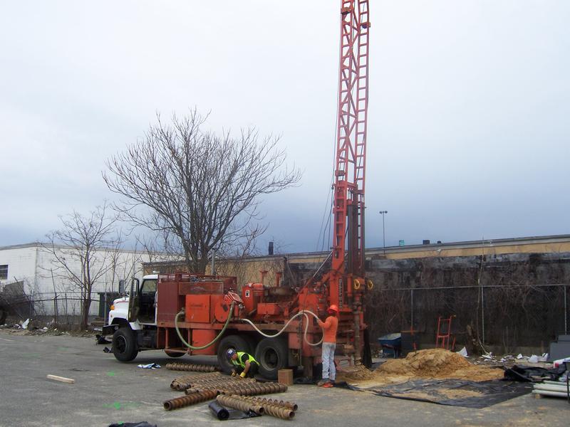 Why is an Environmental Feasibility Study Important in Superfund Project Management?
