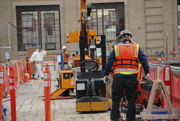 Taking the Leap from Subcontractor to Prime Contractor